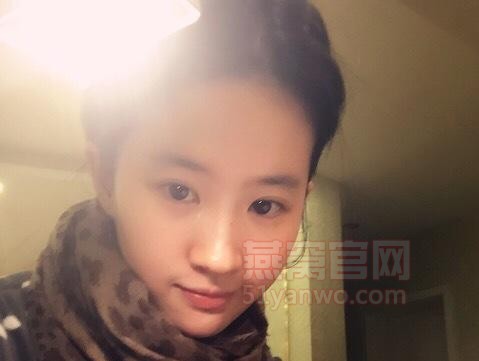 燕窝对女性的好处,女性吃燕窝