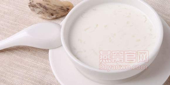 豆蔻燕窝鲜奶羹