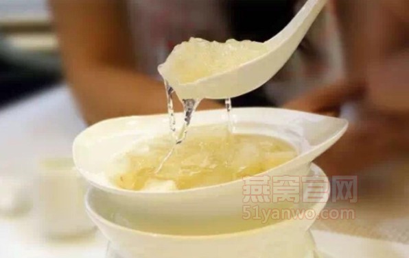 冰糖炖燕窝