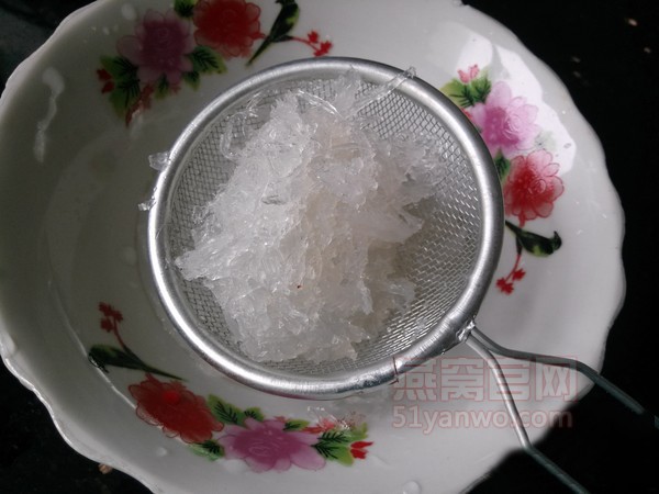 冰糖红枣燕窝羹的菜谱