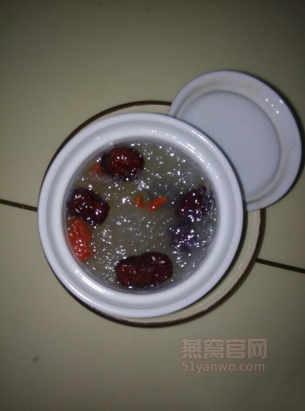 冰糖红枣炖燕窝的制作方法