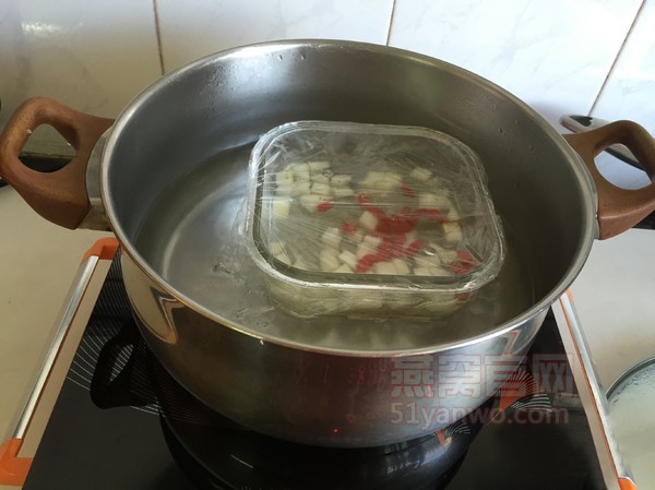 冰糖雪梨燕窝的做法