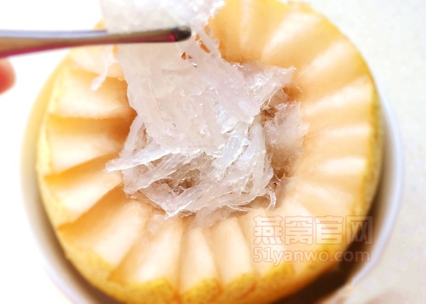 冰糖雪梨炖燕窝怎么做