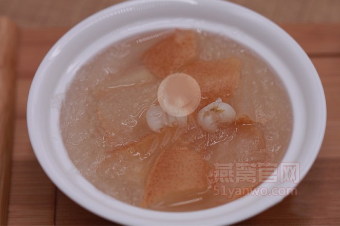 川贝雪梨炖燕窝怎么做