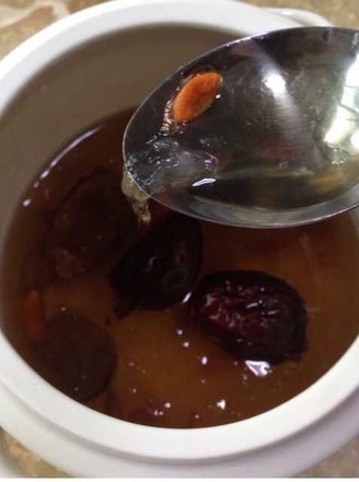 红枣枸杞燕窝羹的家常做法 红枣枸杞燕窝羹的做法 红枣枸杞燕窝羹怎么做
