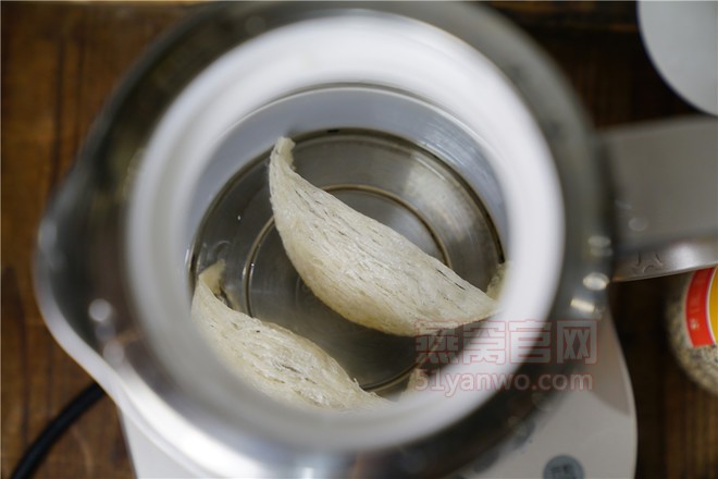 藜麦燕窝做法