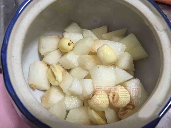 雪梨莲子燕窝怎么做好吃