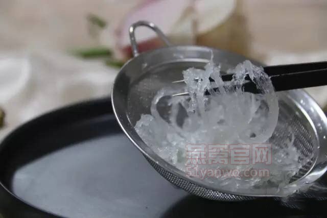 百合莲子炖燕窝菜谱