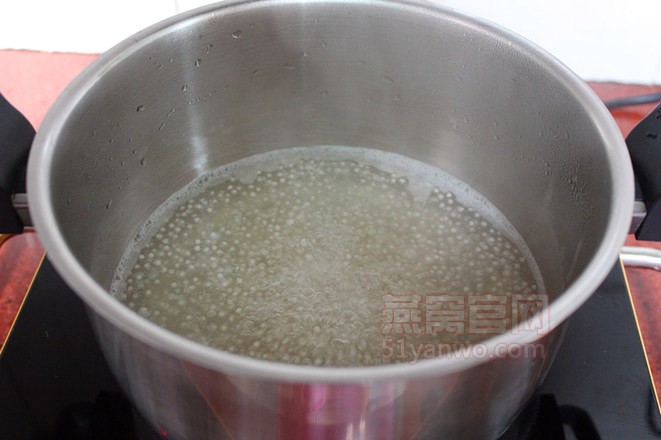 燕窝冰心粽西米露怎么做