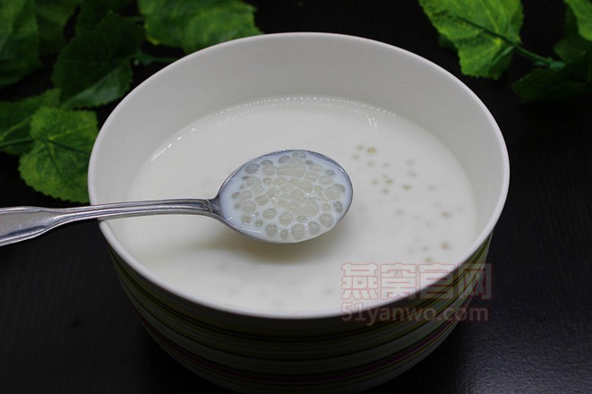 燕窝冰心粽西米露的烹饪方法