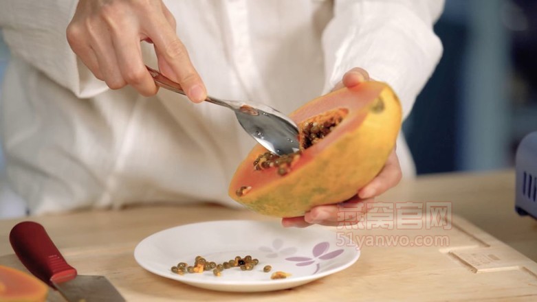美少女甜品排行榜No.1：鲜奶燕窝的烹饪方法