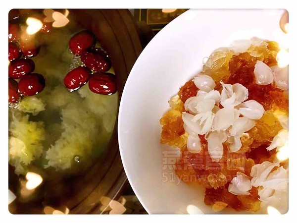 燕窝+桃胶皂角米炖银耳汤怎么做