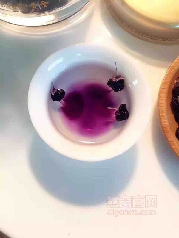 黑枸杞燕窝的做法