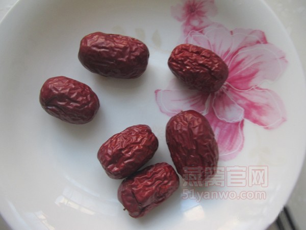 红枣冰糖燕窝的菜谱