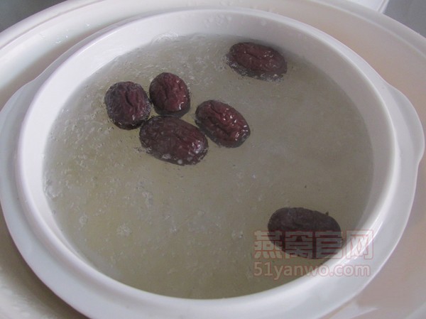 红枣冰糖燕窝怎么做
