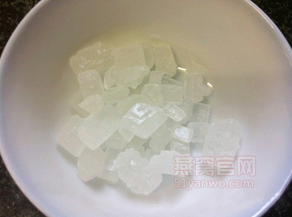 如何做牛奶冰糖燕窝
