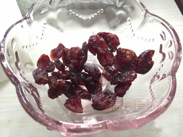 如何做牛奶蔓越莓燕窝