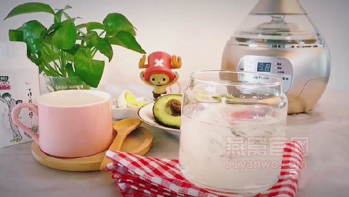 牛油果燕窝奶昔做法大全