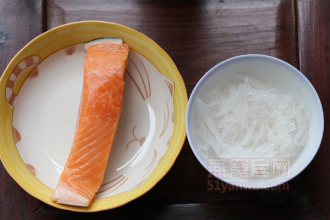 三文鱼燕窝宝宝粥的家常做法