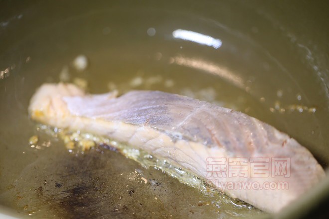 三文鱼燕窝宝宝粥家常做法