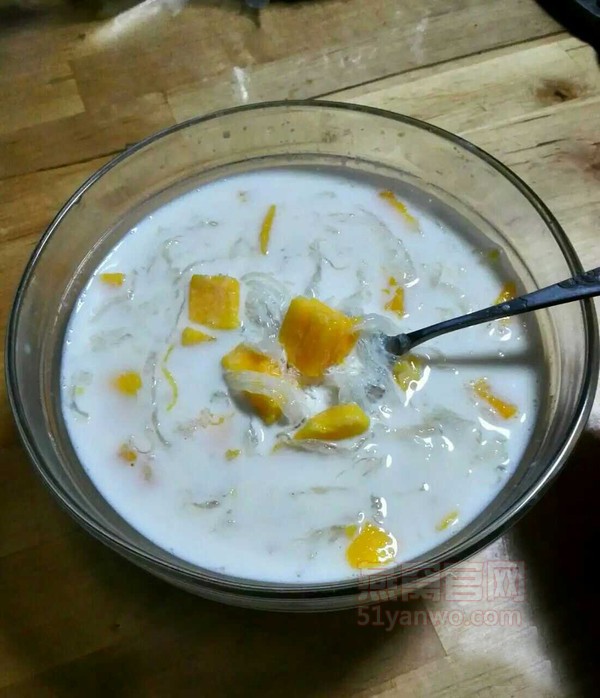 水果牛奶燕窝羹的制作方法