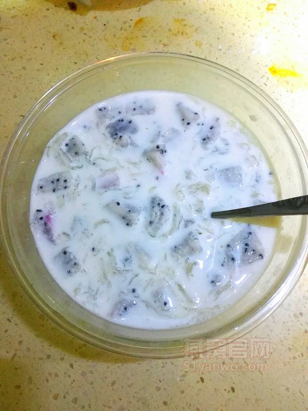水果牛奶燕窝羹的制作方法