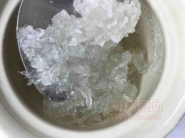 泰国小菠萝鲜奶燕窝怎么做