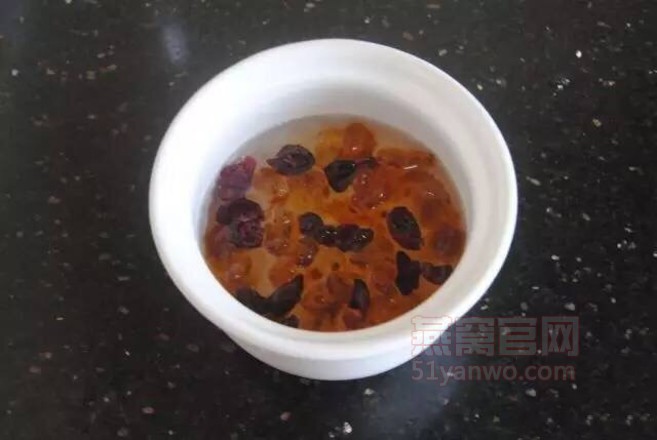 桃胶蔓越莓燕窝家常做法