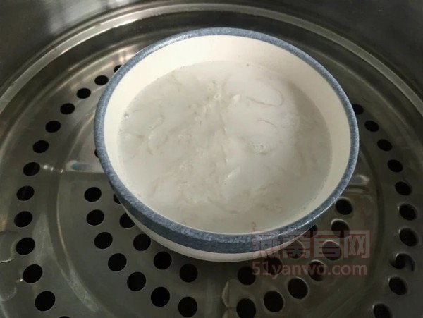 如何做甜丝丝椰奶燕窝