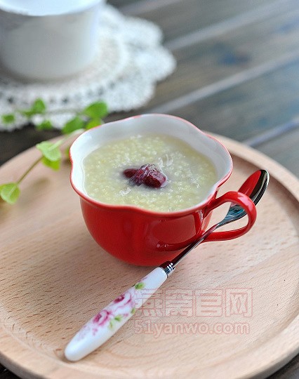 小米红枣燕窝粥做法大全