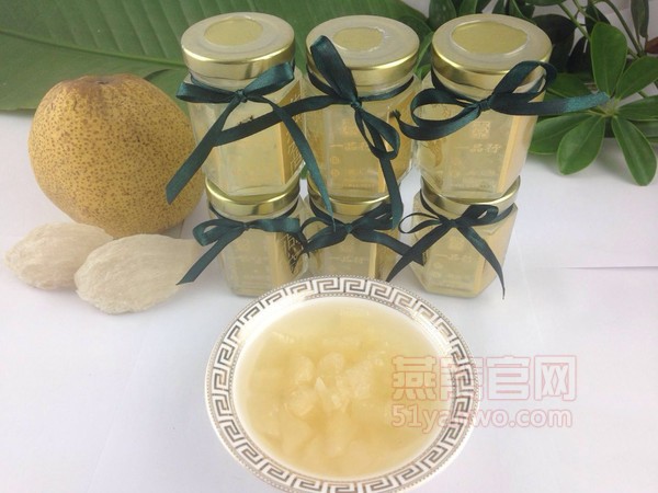 雪梨雪耳炖燕窝做法大全