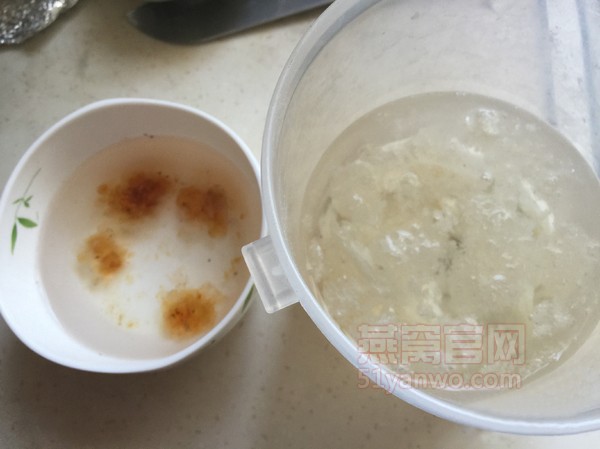 燕窝桃胶炖的家常做法