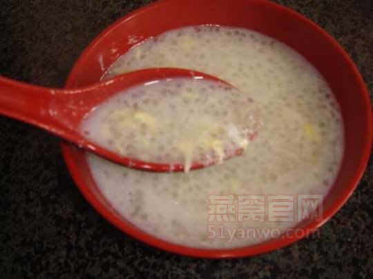燕窝椰奶西米露怎么做