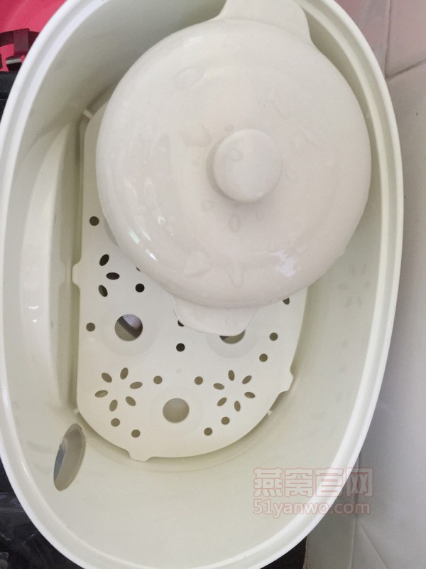 燕窝炖火龙果的做法