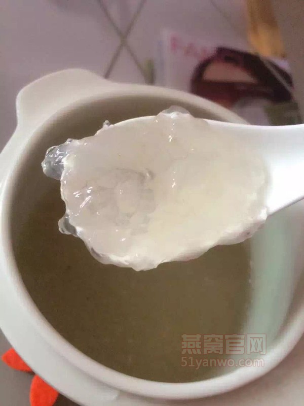 燕窝炖火龙果的家常做法