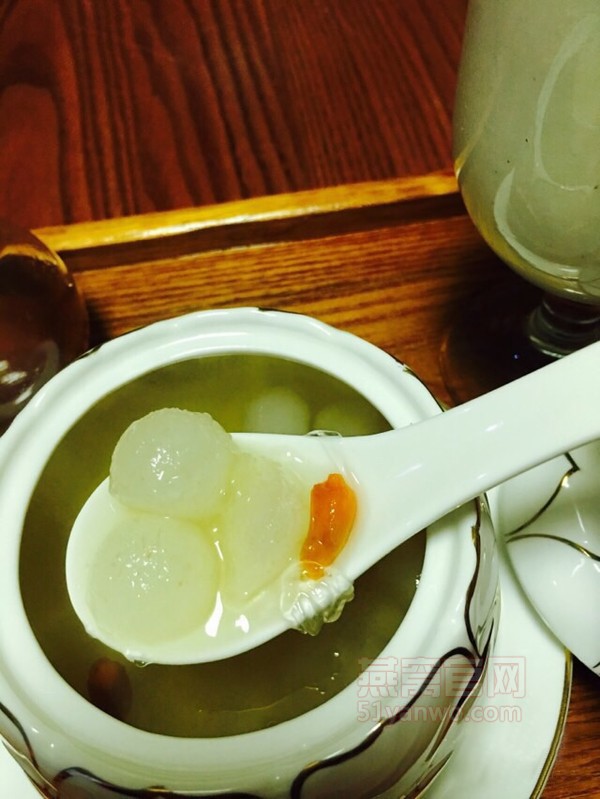 燕窝炖雪梨怎么做