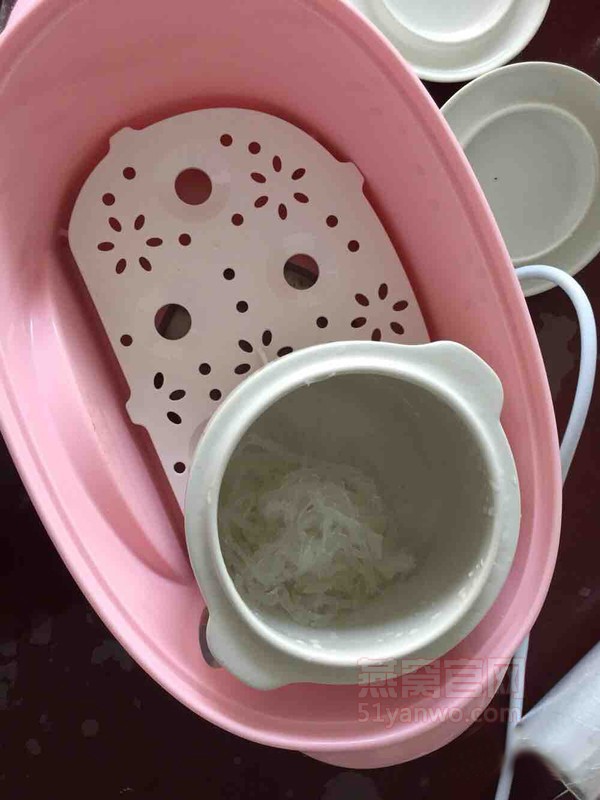 炖燕窝的制作方法